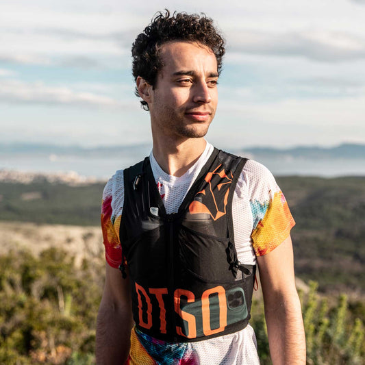 Trail running backpack - Black & Orange