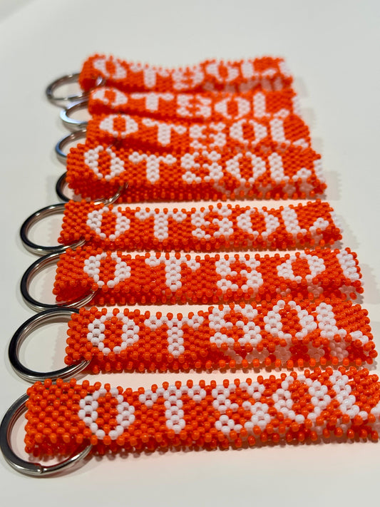 Llavero OTSO LAND Solidario – Hecho a Mano en Kenya